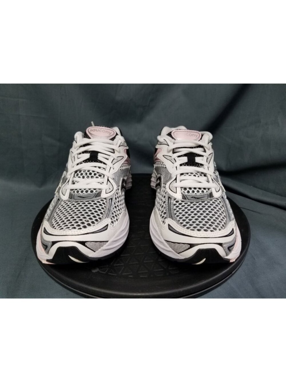 Saucony ProGrid Omni 9 Silver Pink Women's Size 7.5 New No Box !! - Picture 3 of 11